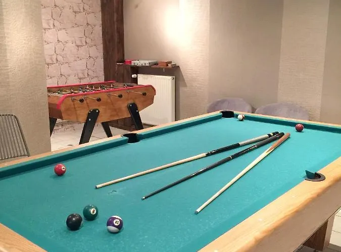 Elegante A Ottonville Avec Piscine Privee.